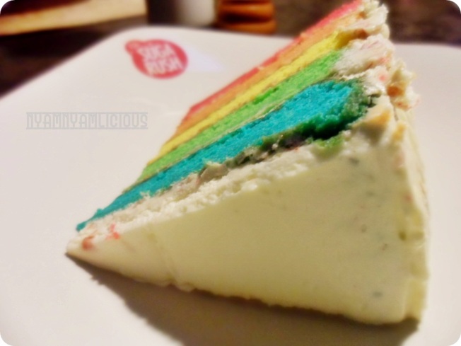 Red Rainbow cake, Macaroons, sugarush  tiramisu cake velvet di @The enak Tiramisu, bandung